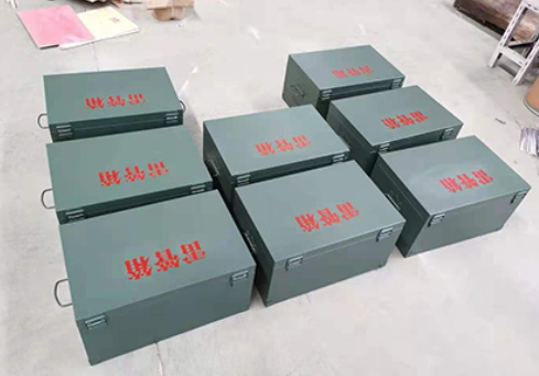 房山炸药箱和雷管箱一般是怎么存放的？