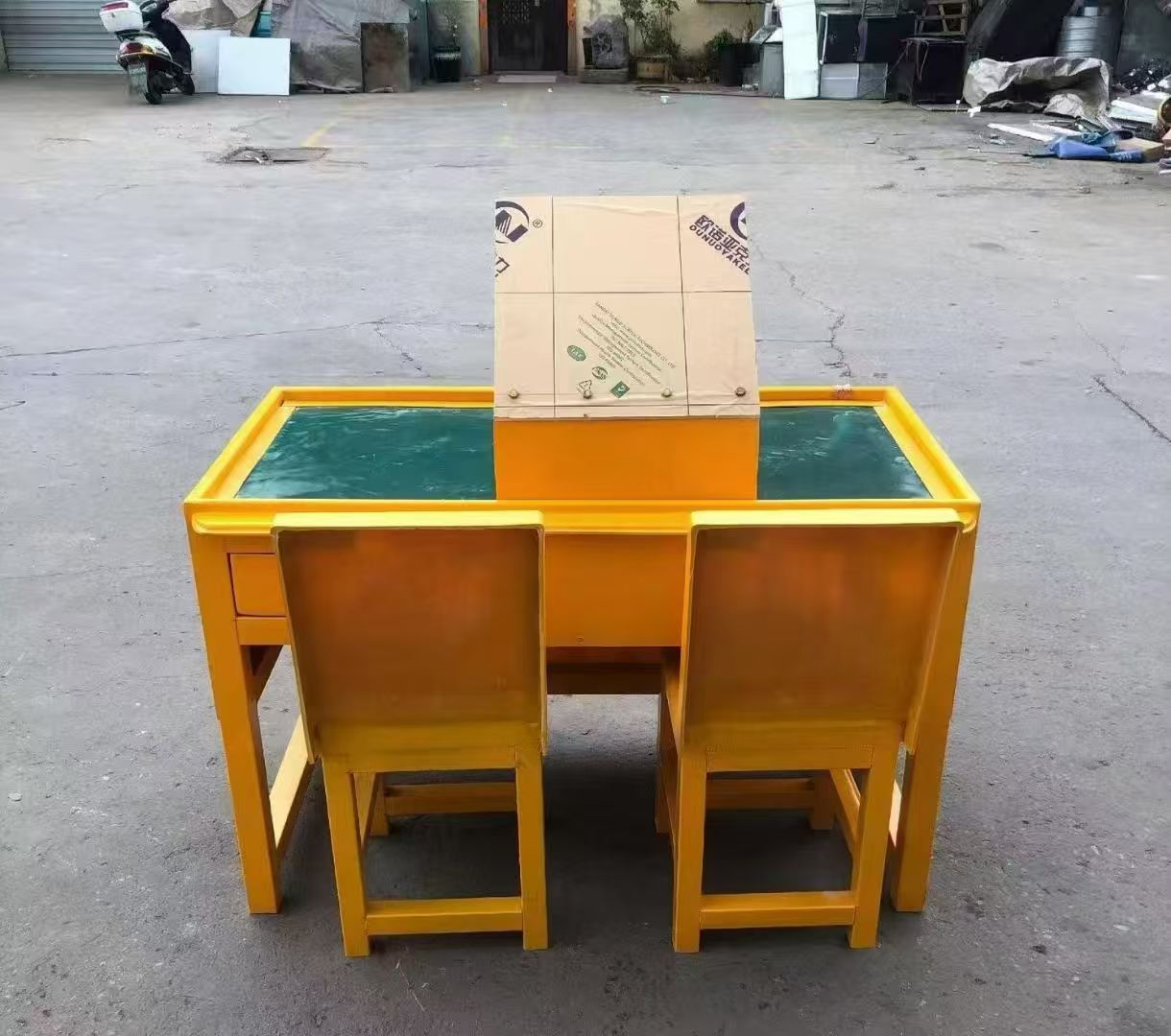 房山防静电导通桌井下煤矿火工品发放桌：危险品流转的安全守护者
